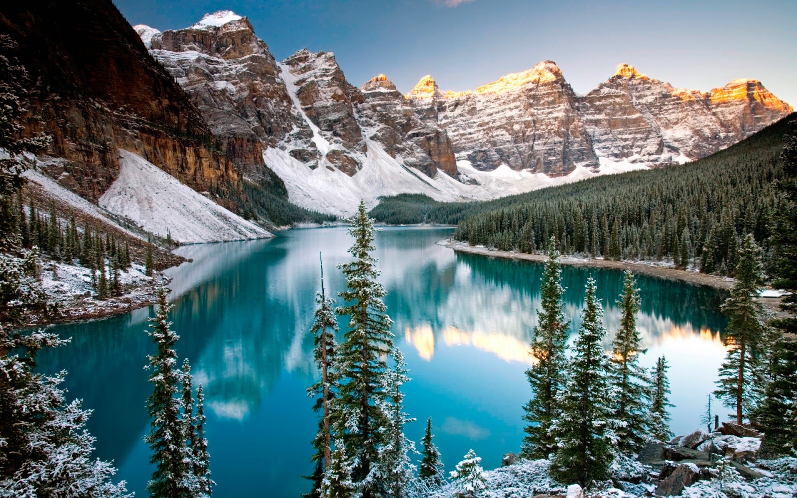 Canada.Moraine-Lake-Winter-Banff-National-Park-Albertajpg