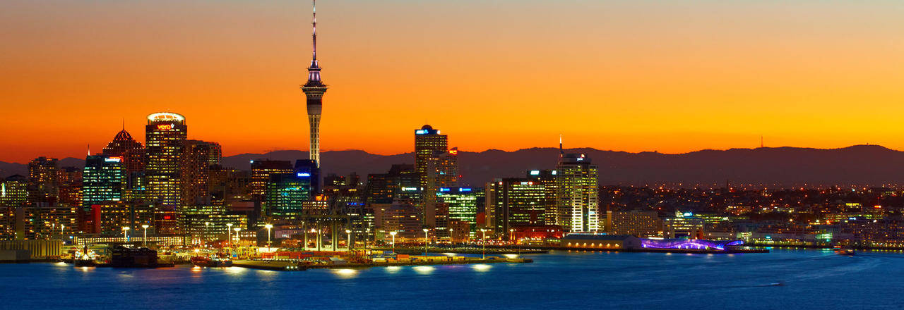 NZ_ la-ville-au-coucher-du-soleil