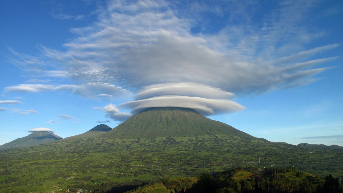Volcano-Safaris-Rwanda-1200x1200_03-2-1200x675