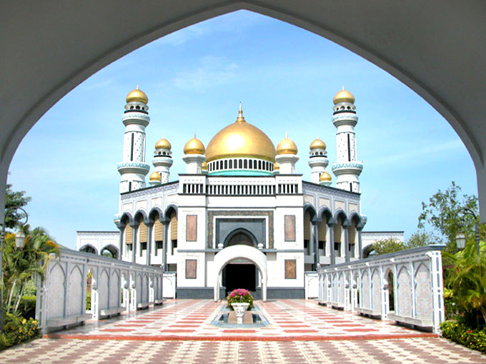 jame-asr-hassanil-bolkiah-mosque-brunei