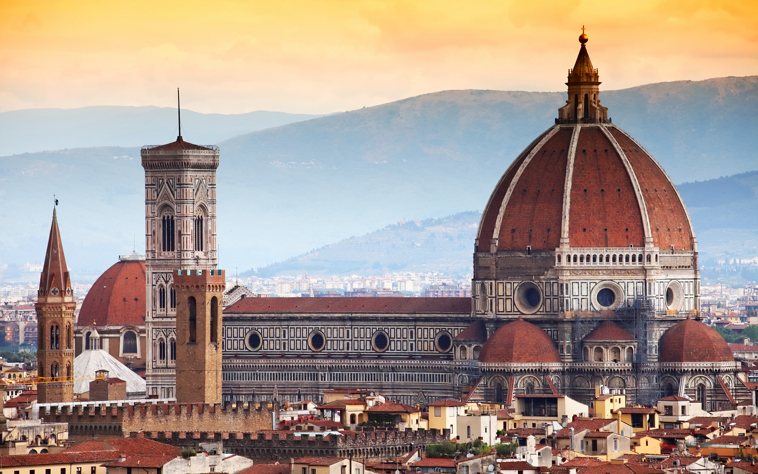 cathedral_santa_maria_del_fiore_in_florence-wide