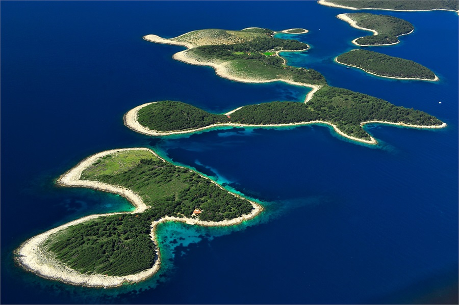 croatia_islands_paklinski_001