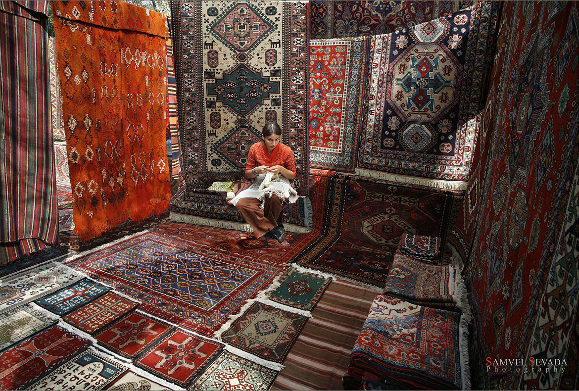 armenian-karpet-weaving