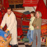 Vente de tapis. El Mercado principal de Las Alfohbras