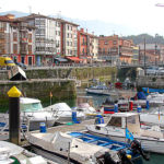 Llanes une commune des Asturies comprenant 14 000 habitants et d'une superficie de 263 km2