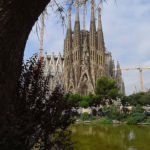 La Sagrada Familia est sans doute la structure la plus emblématique de Barcelone. L'église est en elle-même l’un des piliers de la ville depuis que sa construction a débuté en 1882