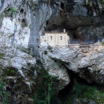 La Santa cueva, sur la commune de Covadonga