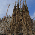 Barcelone Sagrada familia, début de la construction, 19 mars 1882, fin, encore quelque décennies !